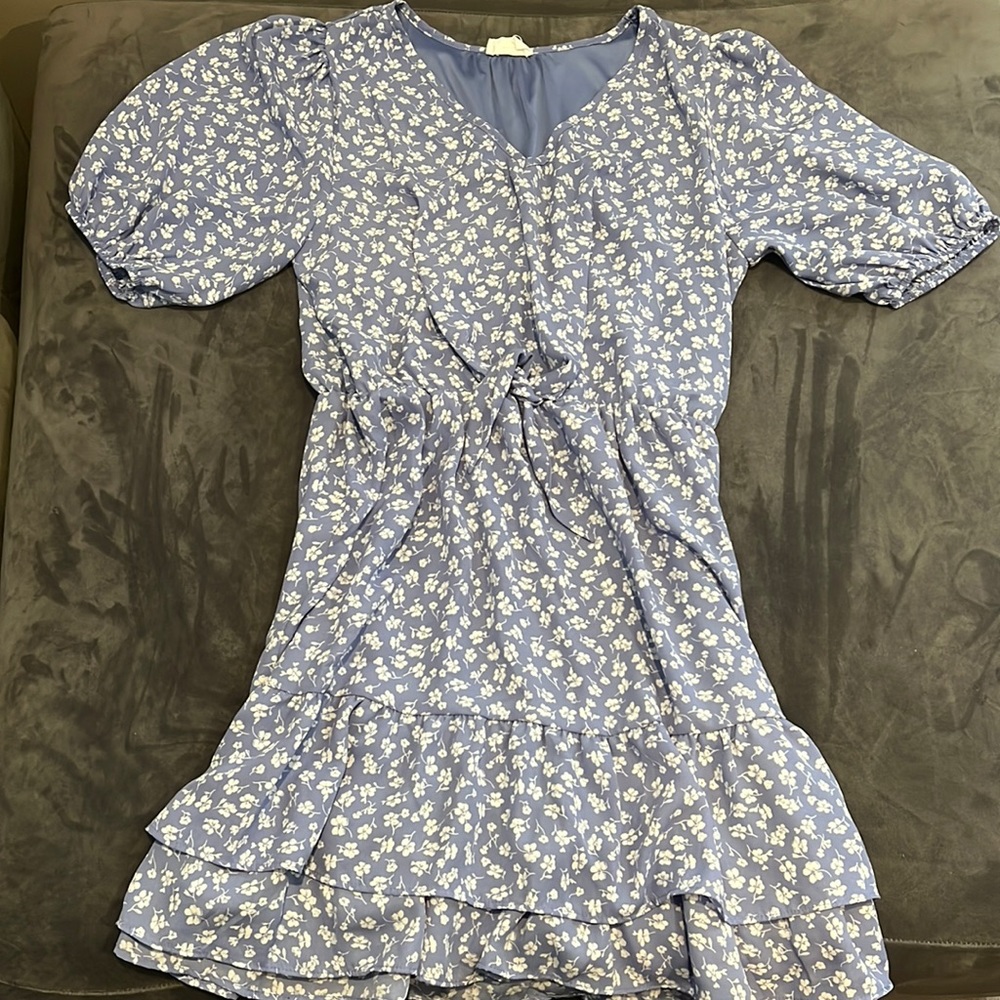 Purple flower dress with tie in the center